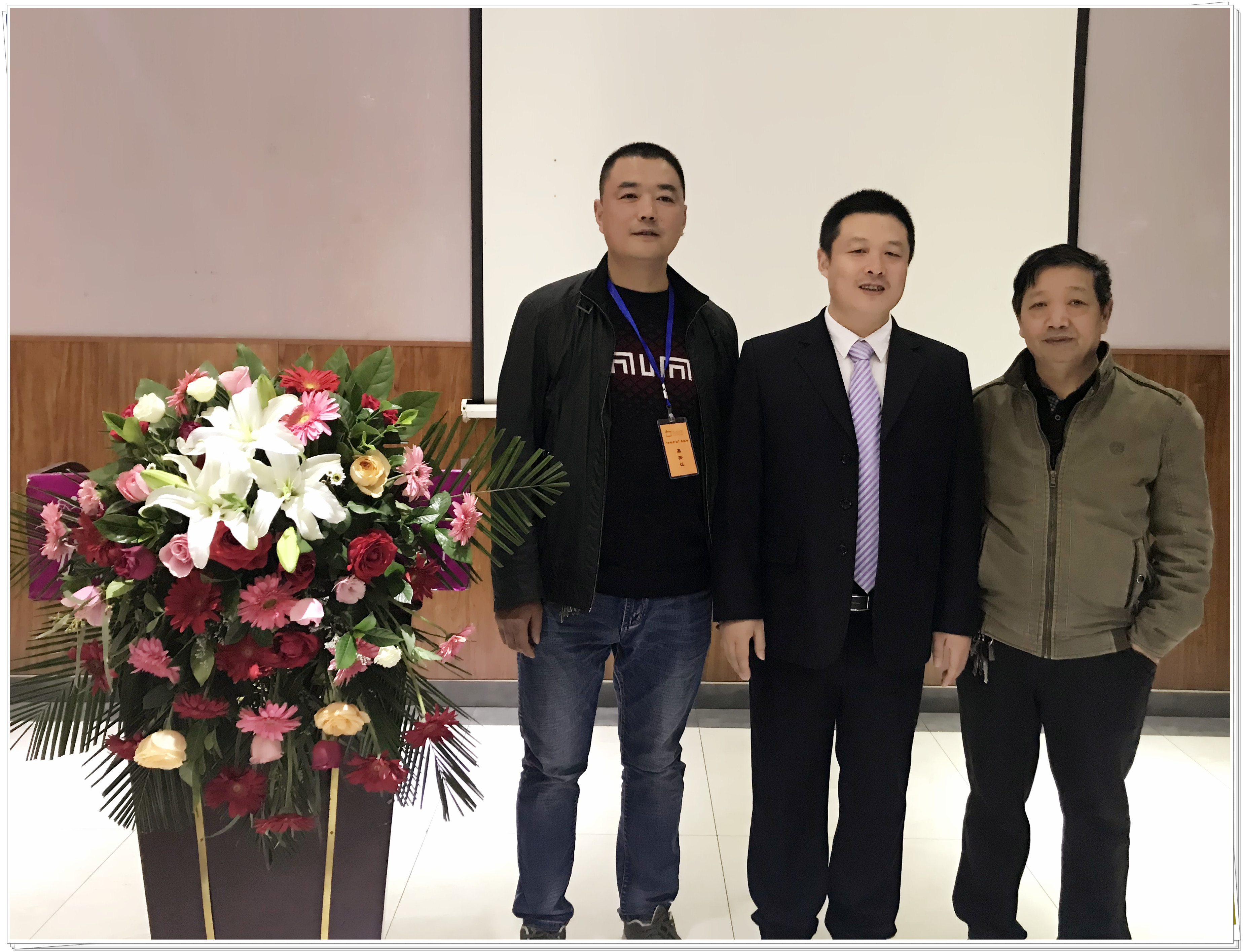 微信图片_20181031192910_副本.jpg