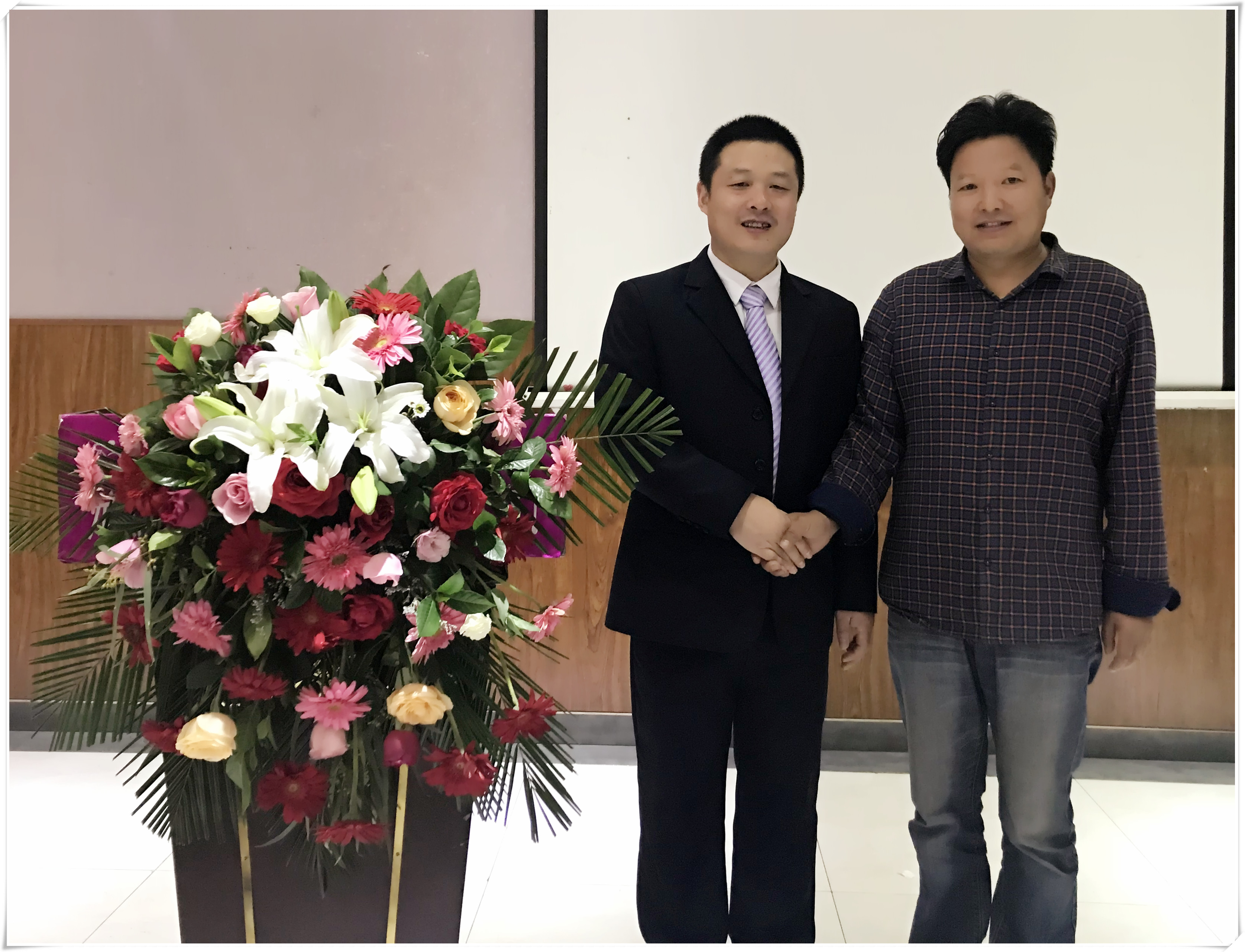 微信图片_20181031192634_副本.jpg