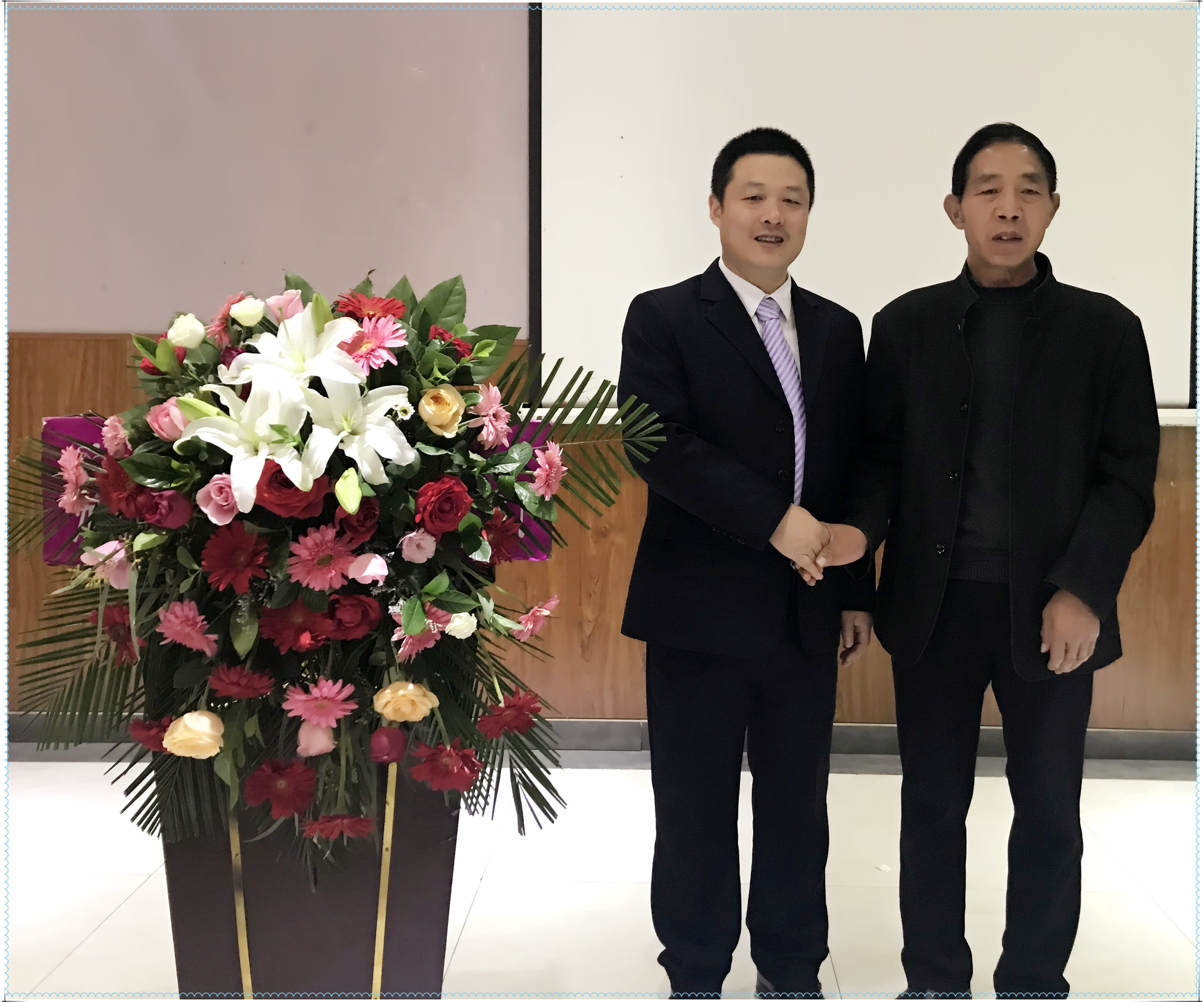微信图片_20181031192745_副本.jpg