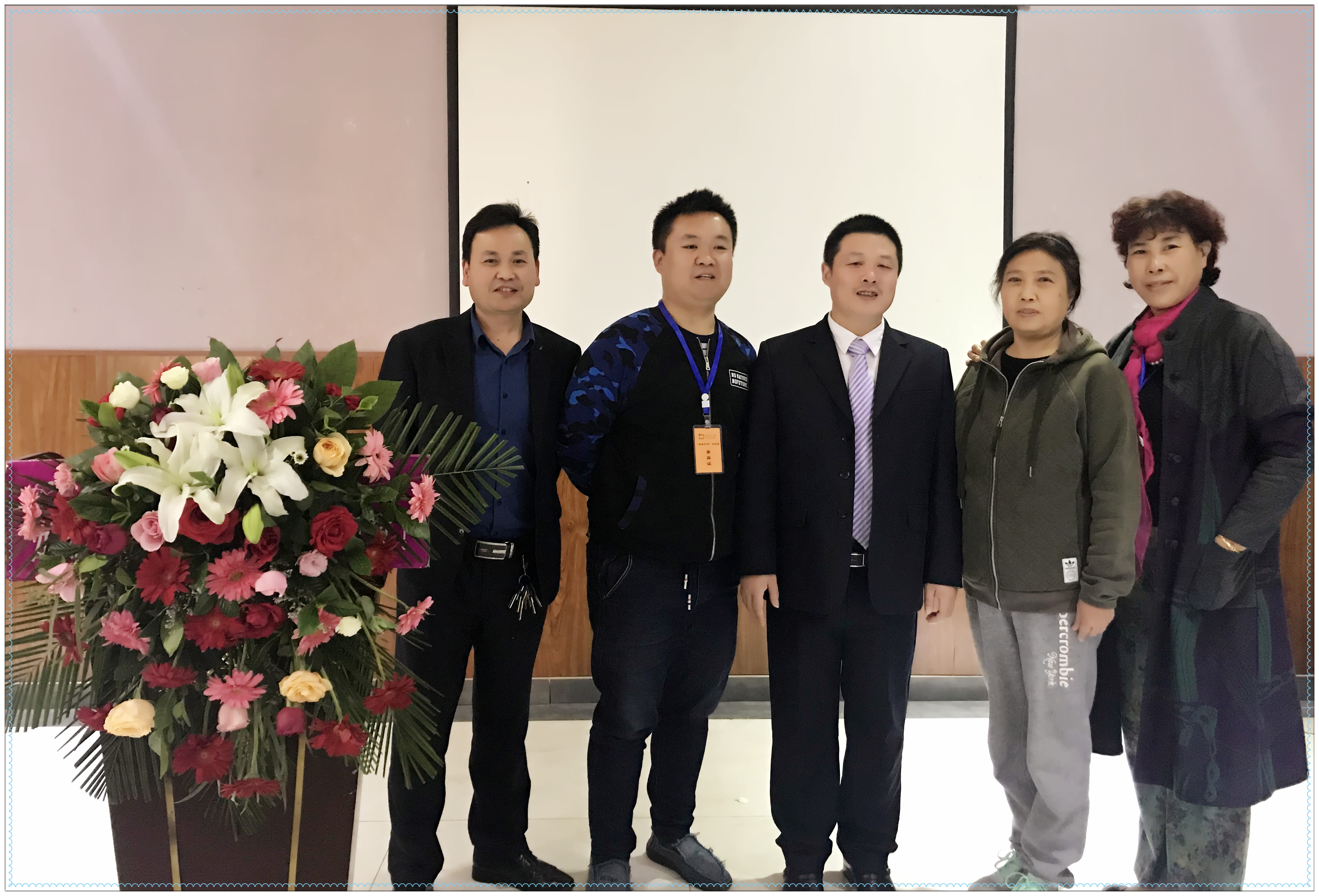 微信图片_20181031192427_副本.jpg